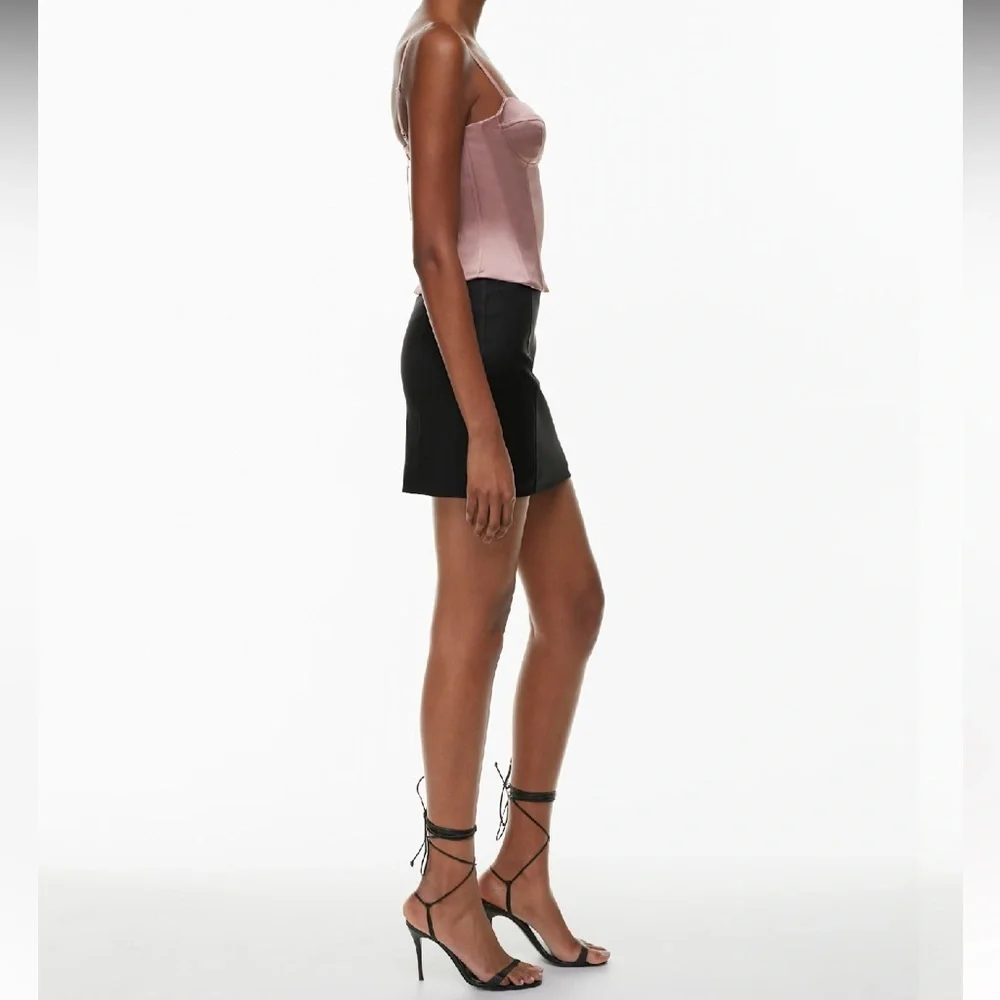 Aritzia Wilfred Dazzle Satin Bustier Top in Mauve Size 0 - Picture 4 of 11